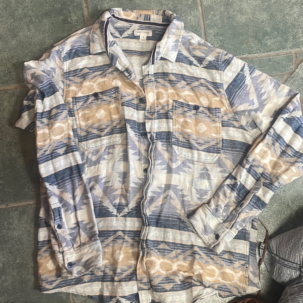 Xl. Aztec flannel.
